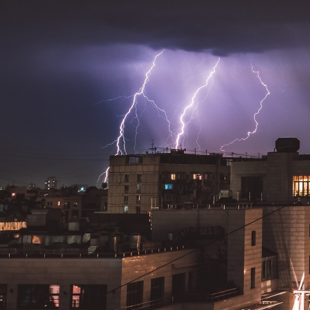 Φοβάστε κι εσείς τα μπουμπουνητά;