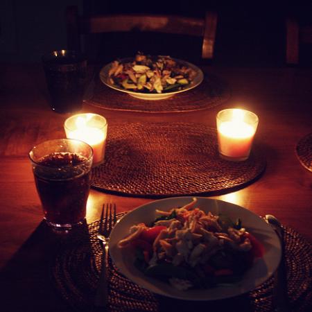 Το τέλειο δείπνο με το ταίρι σε σπίτι που δε μένεις μόνος