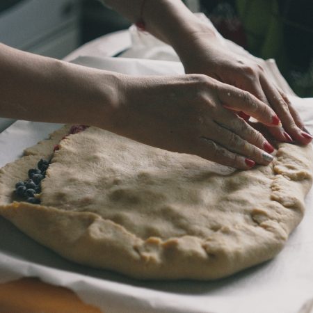 4 απαράβατοι νόμοι της μάνας μας για το φαγητό