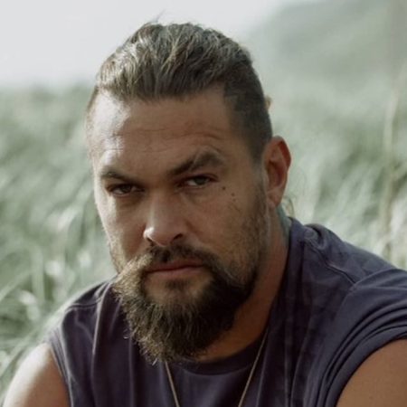 Ο Jason Momoa είναι ξανά ερωτευμένος και ποστάρει τη νέα του σύντροφο