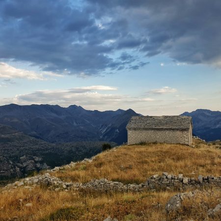 4 ορεινοί προορισμοί για σένα που δε σε ψήνει η θάλασσα το καλοκαίρι