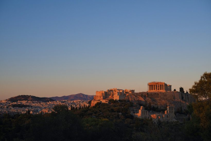 10 μέρη στην Αττική για υπέροχες και ινσταγκραμικές φωτογραφίες γάμου