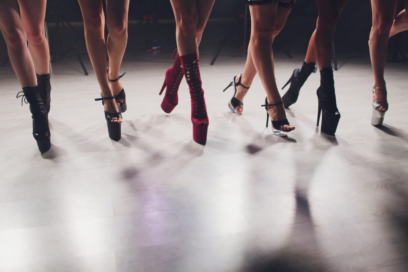 High Heels Dance: Πώς ένα μάθημα χορού απογειώνει την σύνδεση με το ταίρι σου