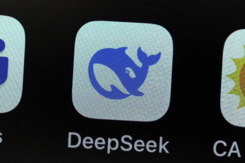 DeepSeek: Το νέο AI chat για να μην ξαναγράψεις ποτέ εργασία στη σχολή